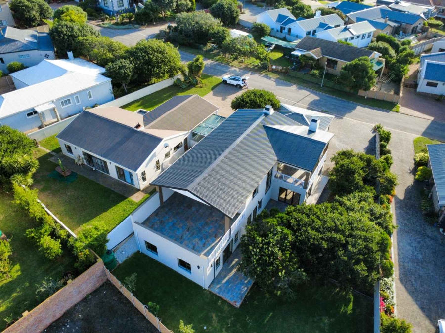 3 Bedroom Property for Sale in Stilbaai Wes Western Cape